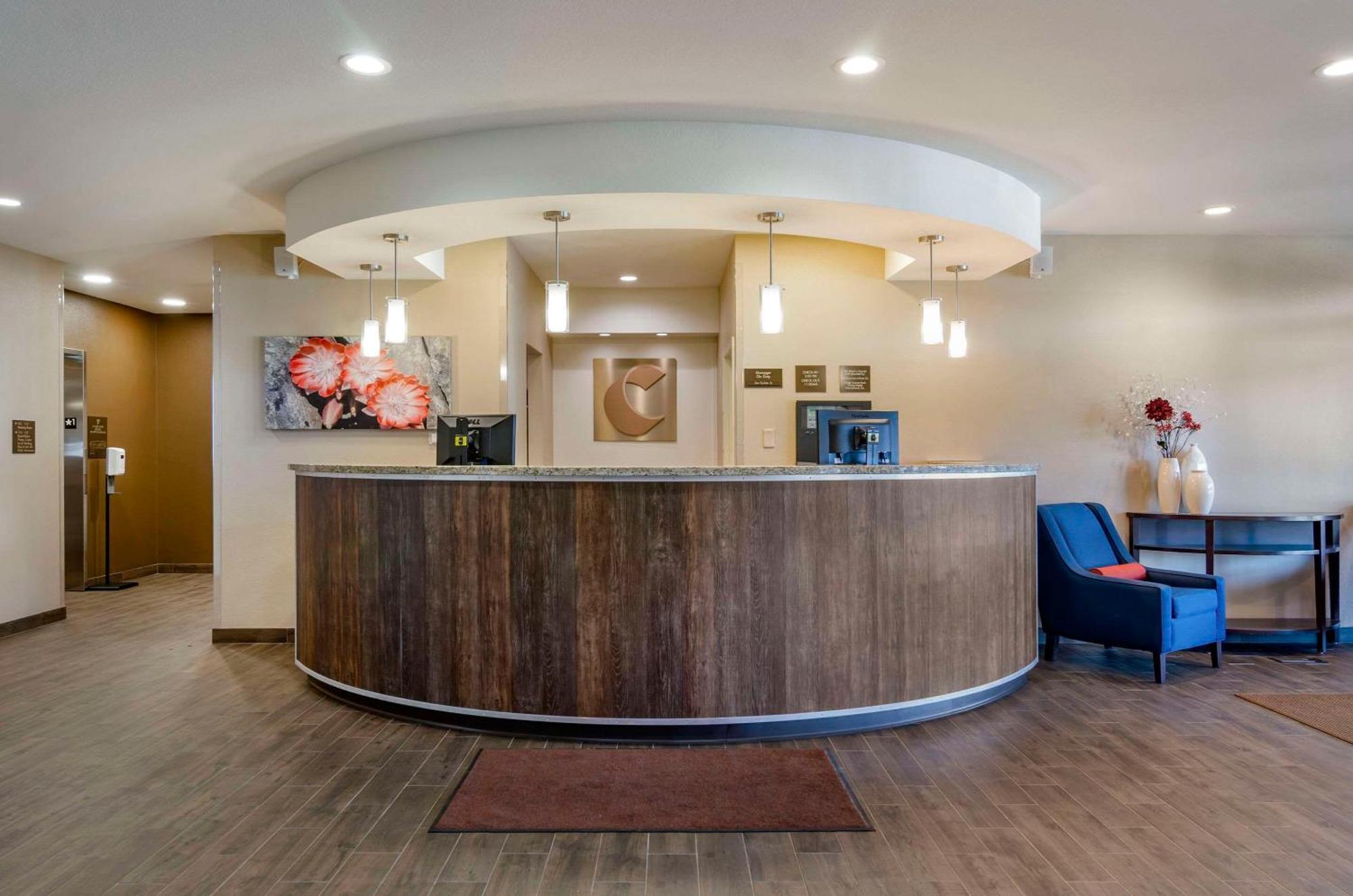Comfort Suites Helena Airport Exteriér fotografie
